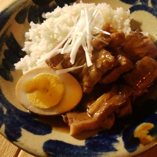 牛バラ煮込みご飯